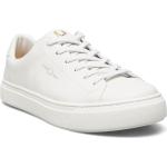 Vita Skinnsneakers från Fred Perry i storlek 39 i Läder 