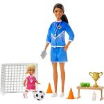 Barbie GJM71 fotbollstränare lekset med docka (brunett) och tillbehör, leksaker från 3 år