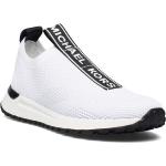 Vita Slip-in sneakers från Michael Kors Bodie i storlek 37 med Slip-on 