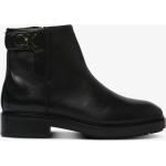Svarta Ankle-boots från Calvin Klein på rea i storlek 36 med spetsig tå med Klackhöjd till 3cm i Gummi för Damer 