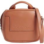 Bruna Messenger väskor från Calvin Klein på rea i Plast för Herrar 