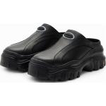 Svarta Platå sneakers från Desigual i storlek 37 med Chunky med Klackhöjd 5cm till 7cm i Koskinn för Damer 