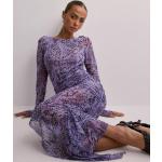 Lavendelfärgade Fodralklänningar med volang i Storlek S med Asymmetrisk ringning i Mesh för Damer 