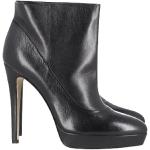 Hållbara Svarta Ankle-boots från Dolce & Gabbana på rea med spetsig tå i Läder för Damer 