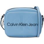 Mörkblåa Axelremsväskor från Calvin Klein Jeans på rea 
