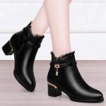 Svarta Ankle-boots med Dragkedja med Klackhöjd till 3cm i Mjukt läder för Damer 
