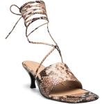 Sommar Beige Snörade sandaletter från Filippa K med Snörning 