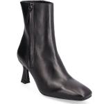 Svarta Ankle-boots från Pavement i storlek 37 