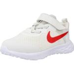 Vita Lära-gå skor från Nike Revolution 6 i storlek 23,5 för Barn 