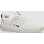 Nike SB Zoom Nyjah 3 Skate Shoes white/black/summit wht/hy 10.0 US