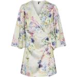Blommiga Vita Blommiga klänningar från Pieces i Storlek XS i Polyester för Damer 