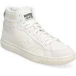 Vita Höga sneakers från Converse i storlek 39 