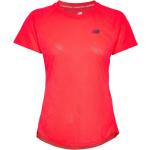 Röda Kortärmade Kortärmade T-shirts från New Balance Q Speed i Storlek XS 