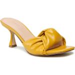 Gula Sandaletter från Guess på rea med Slip-on i Läder för Damer 