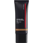 Foundation Glossy från Shiseido för Alla hudtyper Lätt täckgrad med lång varaktighet för Damer 