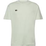 Gröna Kortärmade Tränings t-shirts från New Balance i Storlek XS 