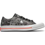 Svarta Låga sneakers från Converse One Star med Snörning med rundad tå i Gummi för Flickor 